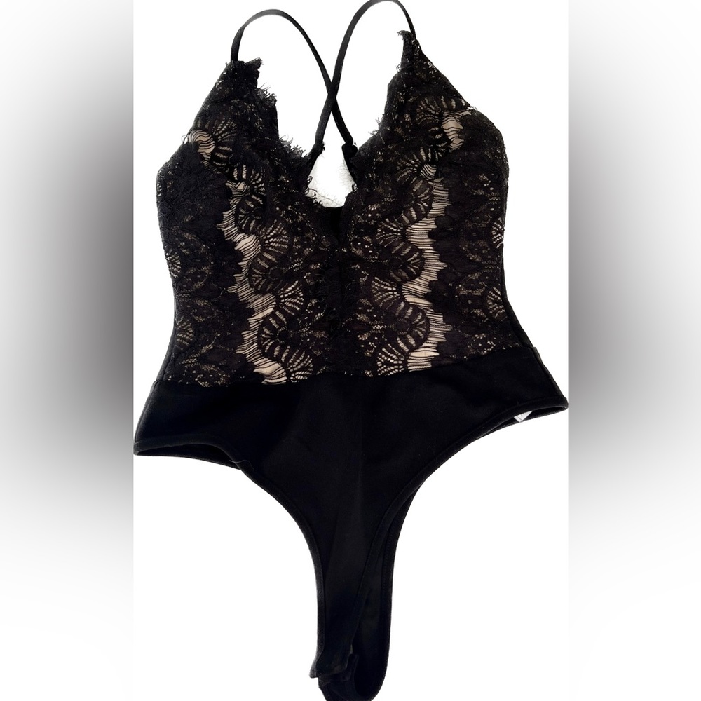 Windsor Lace Bodysuit in Black Lace